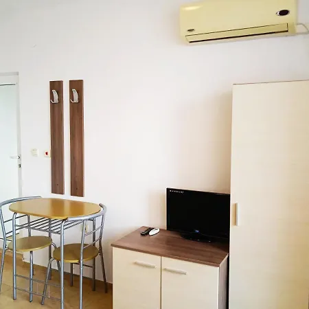 Апартамент Costa Calma Ravda Sea View Appartment *
